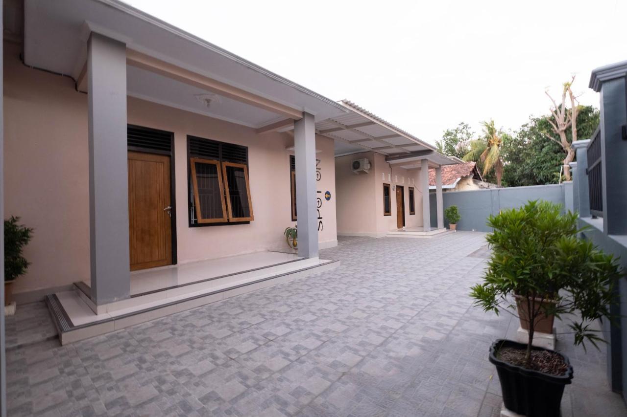 Spot On 1784 Tnc Residence Syariah Матарам Экстерьер фото
